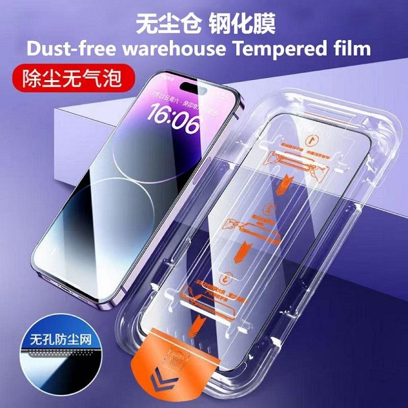PELLICOLA DI VETRO TEMPERATO MAGAZZINO SENZA POLVERE ALTO ALLUMINIO PER APPLE IPHONE 13 / IPHONE 13 PRO / IPHONE 14 / IPHONE 16E